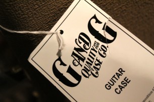 FENDER "Custom Shop Heavy Relic '62 Jaguar Matching Head Fiesta Red" HARDCASE