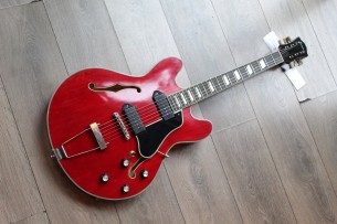 EASTMAN "T64 VT Antique Red" HARDCASE and Paper, 2, 47 KG
