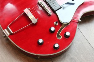 EASTMAN "T64 VT Antique Red" HARDCASE and Paper, 2, 47 KG