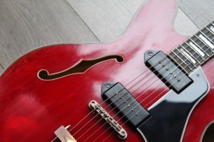 EASTMAN "T64 VT Antique Red" HARDCASE and Paper, 2, 47 KG