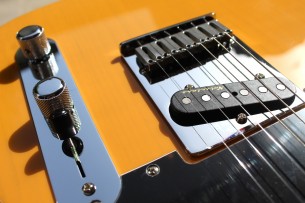 FENDER "Player Plus Telecaster,Butterscotch Blonde, Maple" GIGBAG, 3, 25 KG