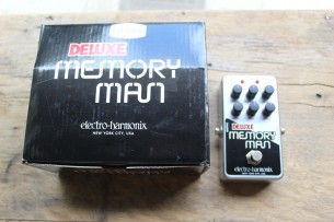 EHX "Nano Deluxe Memory Man Analog Delay / Chorus/ Vibrato"