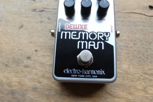 EHX "Nano Deluxe Memory Man Analog Delay / Chorus/ Vibrato"