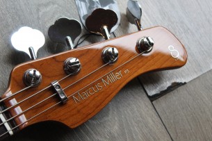 SIRE "Marcus Miller P5R Alder-4 Vintage White" 3, 68 KG