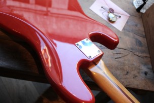 FENDER "Classic Series Precision Fiesta Red 2014"