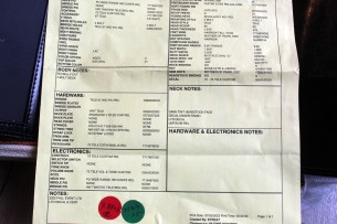 FENDER "Custom Shop Limited Edition '70S Tele - Relic - Aged Natural" HARDCASE & PAPERS, 3, 11 KG