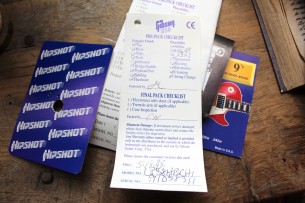 GIBSON "Les Paul Standard Honey Burst Original of 1998" PAPERS & HARDCASE, 4, 56 KG