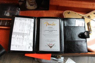 FENDER "Custom Shop Limited Edition '59 250K Jazzmaster Journeyman Relic Super Faded Aged Shell Pink"