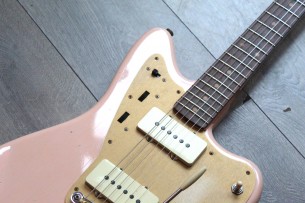 FENDER "Custom Shop Limited Edition '59 250K Jazzmaster Journeyman Relic Super Faded Aged Shell Pink"