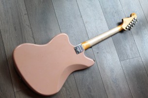 FENDER "Custom Shop Limited Edition '59 250K Jazzmaster Journeyman Relic Super Faded Aged Shell Pink"