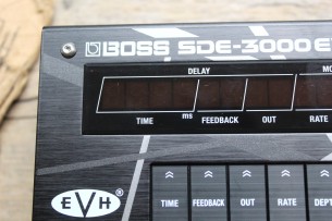 BOSS "SDE-3000-EVH Eddie Van Halen Edition"
