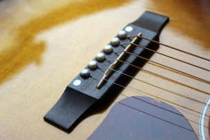 GIBSON "J-45 Standard Finish Vintage Sunburst with Hardcase" GIBSON "J-45 Standard Finish Vintage Sunburst with Hardcase"