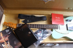 FENDER "Custom Limited 1961 Telecaster Relic Fade Aged Surf Green" HARDCASE, LIMITED