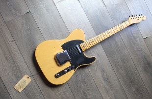 FENDER "Limited Edition '53 Telecaster Journeyman Relic, Aged Nocaster Blonde" HARDCASE