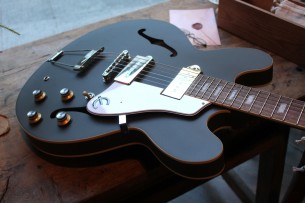 EPIPHONE "Casino Worn Olive Drop"