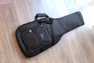 FENDER "Vintera II '60s Stratocaster, 3 Color Sunburst, Slab Rosewood" GIGBAG, 3, 50 KG