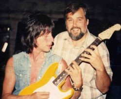 Fender "Stratocaster Dan Smith 1982 Modified" 5, 50 kilograms