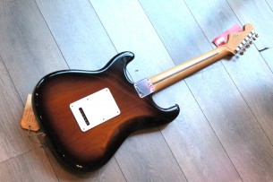 FENDER "Vintera '50s Stratocaster Modified, Two Tone Sunburst"