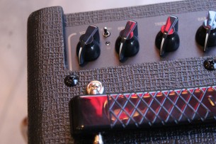 VOX "Mini Half Stack Superbettle Guitar MSB 25"