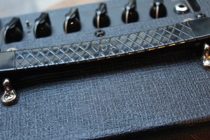 VOX "Mini Half Stack Superbettle Guitar MSB 25"