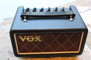 VOX "Mini Half Stack Superbettle Guitar MSB 25"