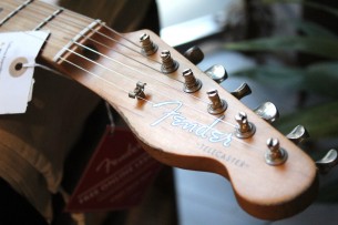 FENDER "J Mascis Telecaster"