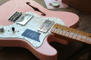 Fender "Limited Edition Vintera 70s Tele Thinline in Shell Pink"