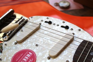 SQUIER "Classic Vibe '60s Competition Mustang"