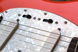 SQUIER "Classic Vibe '60s Competition Mustang"