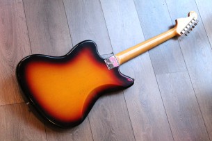 FENDER "Custom Shop 1962 Jazzmaster Journeyman Relic ,Three Color Sunburst" HARDCASE, 3, 6 KG