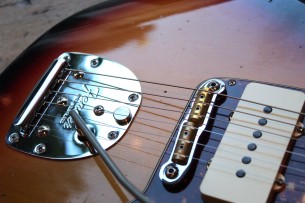 FENDER "Custom Shop 1962 Jazzmaster Journeyman Relic ,Three Color Sunburst" HARDCASE, 3, 6 KG