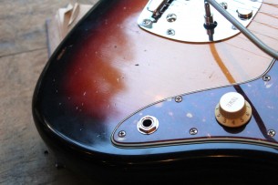 FENDER "Custom Shop 1962 Jazzmaster Journeyman Relic ,Three Color Sunburst" HARDCASE, 3, 6 KG