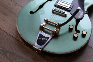 GRETSCH "G2622T Streamline Center Block Double-Cut with Bigsby, Laurel Fingerboard, Broad’Tron BT-3S Pickups, Steel Olive"