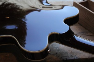 GRETSCH "G2622T Streamline Center Block Double-Cut with Bigsby, Laurel Fingerboard, Broad’Tron BT-3S Pickups, Steel Olive"