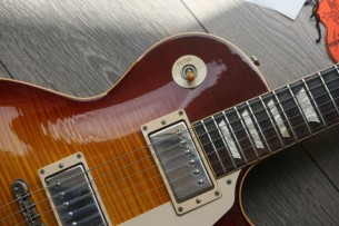 GIBSON " Custom Shop Historic Les Paul 1959 One Piece Top" HARDCASE