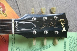 GIBSON " Custom Shop Historic Les Paul 1959 One Piece Top" HARDCASE