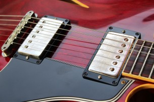 GIBSON "1964 Trini Lopez Standard Reissue - Sixties Cherry"