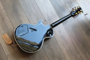 Gibson "Les Paul Custom Ebony 80s" Some Parts Modified, 4, 95 kilograms