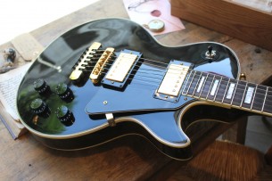 Gibson "Les Paul Custom Ebony 80s" Some Parts Modified, 4, 95 kilograms