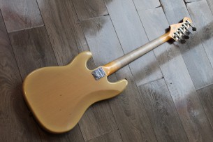 FENDER "Custom Shop Limited Edition '59 Precision Bass, Journeyman Relic, Natural Blonde" HARDCASE, 4, 1 KG