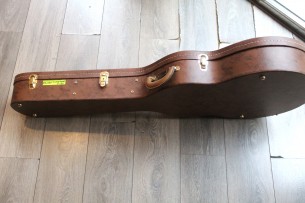 GIBSON "ES-330 Sunburst Original of year 2017" HARDCASE, PAPERS, 3, 9 KG