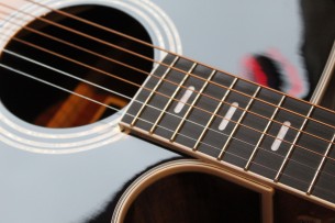 Hagstrom "Siljan II Dreadnought CE Tobacco Sunburst"