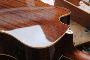 Hagstrom "Siljan II Dreadnought CE Tobacco Sunburst"