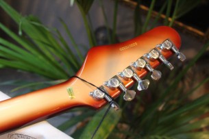 HAGSTROM "Impala Cherry Sunburst"