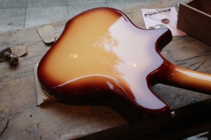 HAGSTROM "Impala Cherry Sunburst"