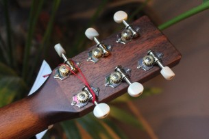 ART & LUTHERIE "Natural Series / Legacy Natural EQ"