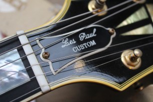 GIBSON "Custom Shop 1957 Les Paul Custom Reissue Black Beauty 2010" HARDCASE & PAPERS, 4, 7 KG