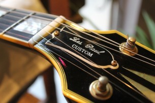 GIBSON "Custom Shop 1957 Les Paul Custom Reissue Black Beauty 2010" HARDCASE & PAPERS, 4, 7 KG