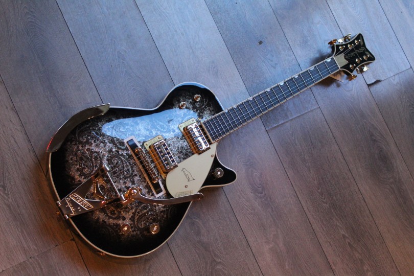 GRETSCH "G6134TG Limited Edition Paisley Penguin with String-Thru Bigsby®, Ebony Fingerboard, Black Paisley" ONLY 2 FOR SPAIN