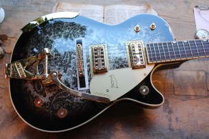 GRETSCH "G6134TG Limited Edition Paisley Penguin with String-Thru Bigsby®, Ebony Fingerboard, Black Paisley" ONLY 2 FOR SPAIN